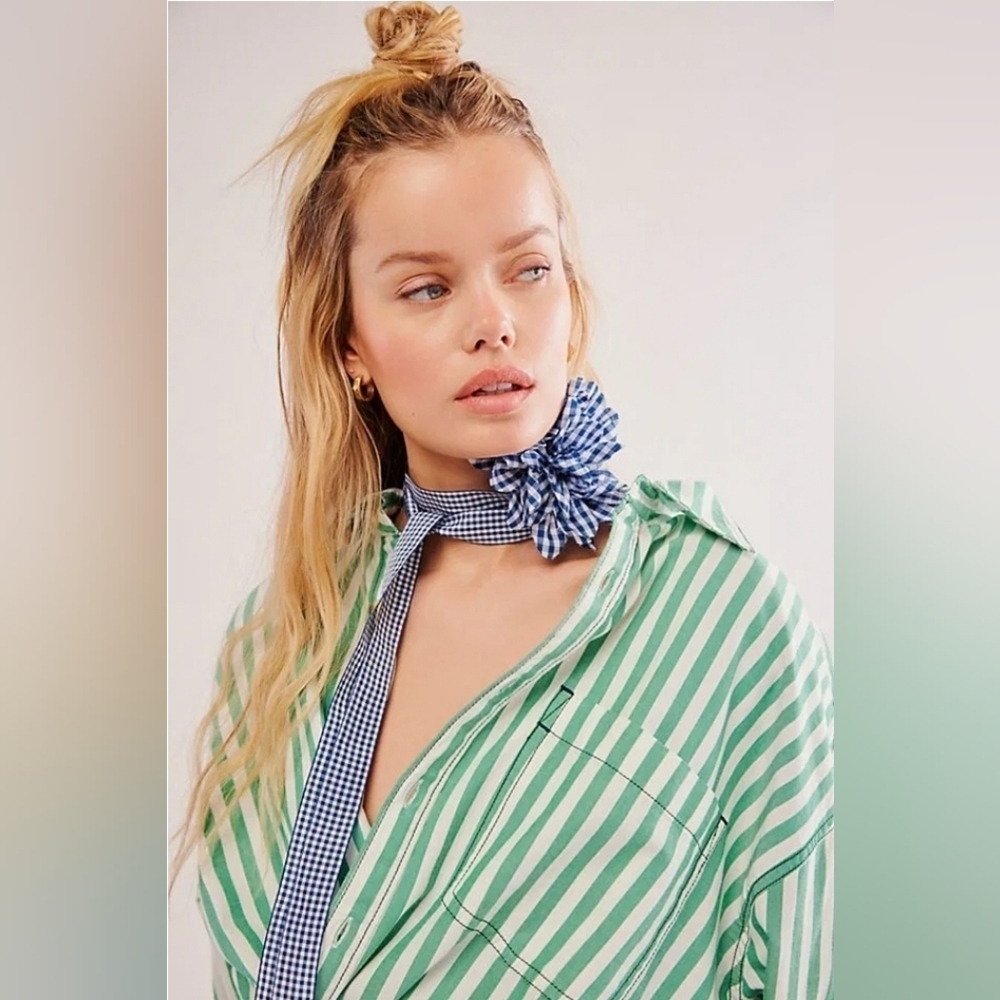 FREE PEOPLE, Your Favorite Printed Flower Necklace, Blue/White Gingham,  NEW!!